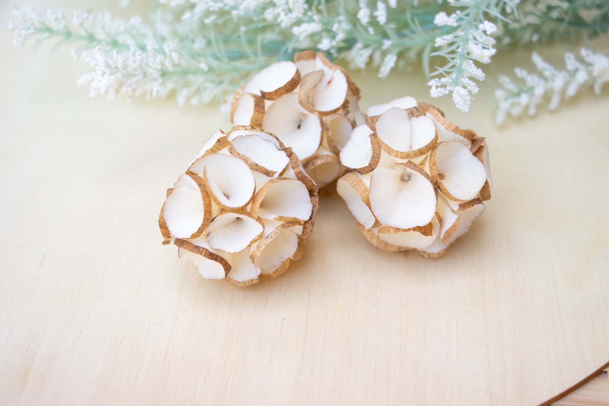 Sola Crepe Ball with Bark - Toy Part